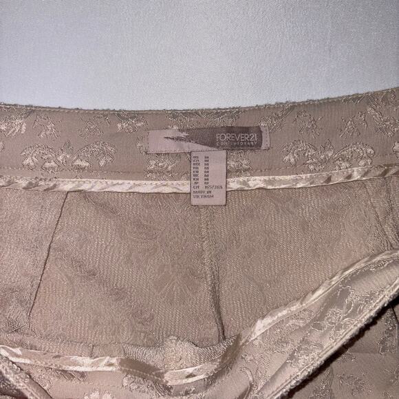Toile Printed Champagne Colored Mini Short - Medium - Picture 5 of 6